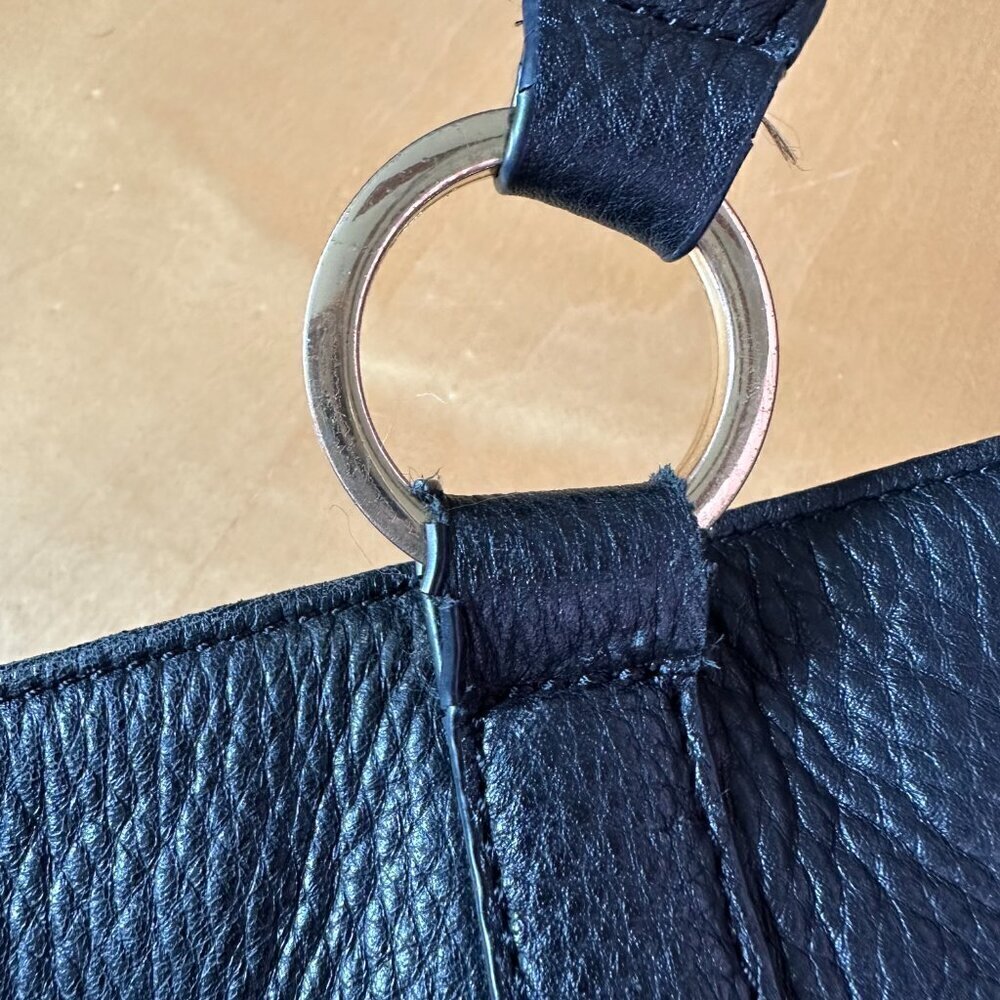Gili Leather Tote Bag Black Pebbled - Picture 5 of 16